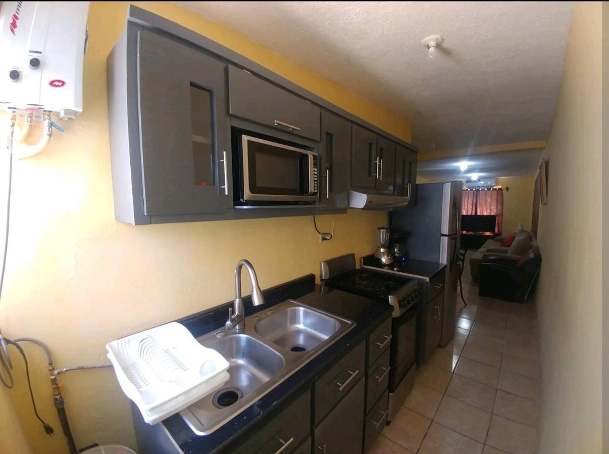 Casa Vicky Alojamiento Para Vacaciones Y Tramites Consulares Ciudad Juarez Exterior photo