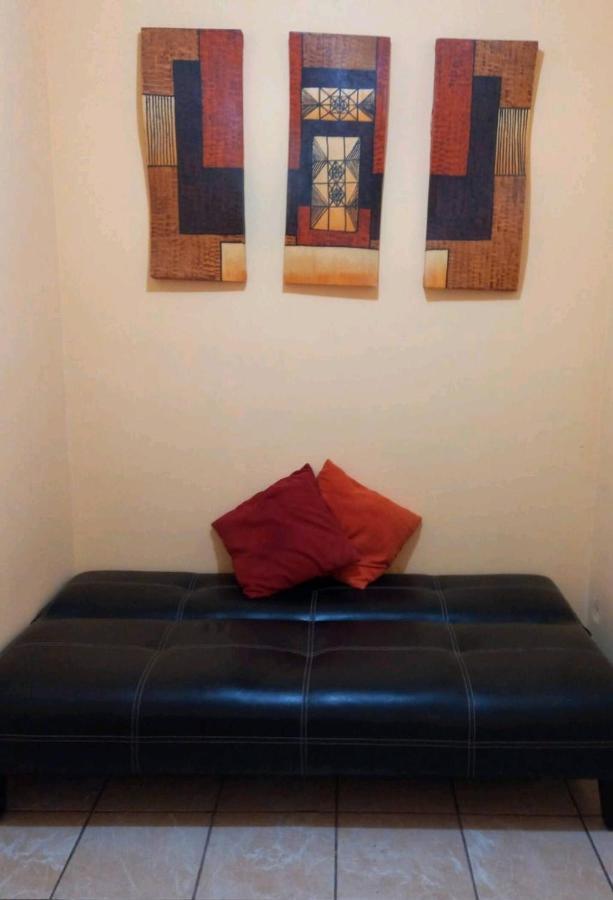 Casa Vicky Alojamiento Para Vacaciones Y Tramites Consulares Ciudad Juarez Exterior photo